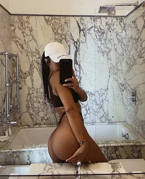 Анкета Карина с реальными фото