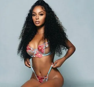 Анкета Наоми с реальными фото